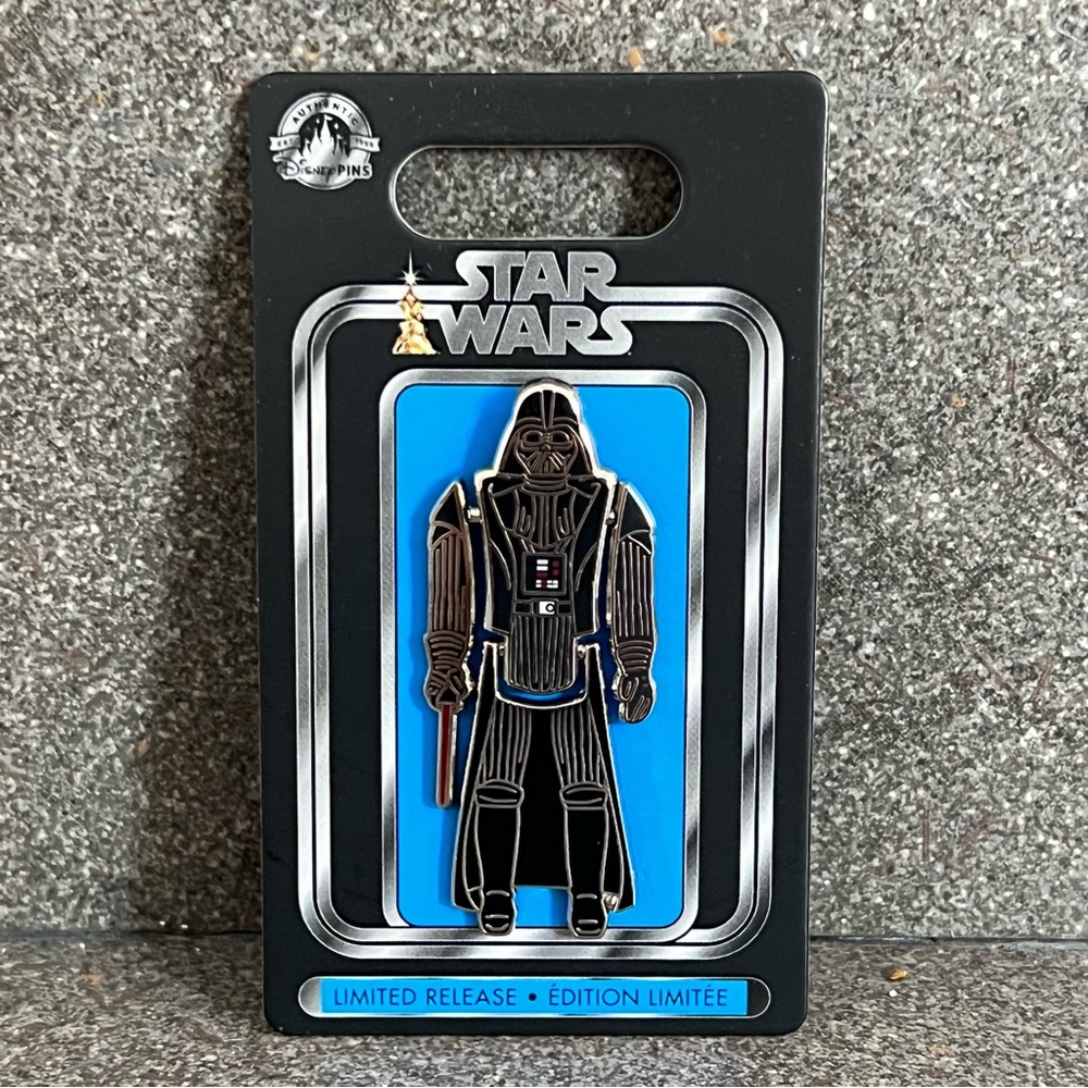 Disney Star Wars Darth Vader Action Figure Pin Articulated Limited Release, NWT